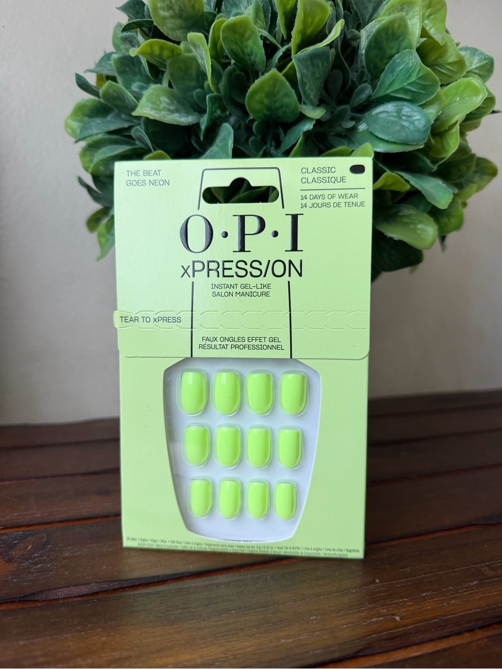 OPI xPress/On The Beat Goes Neon Press-On Nails